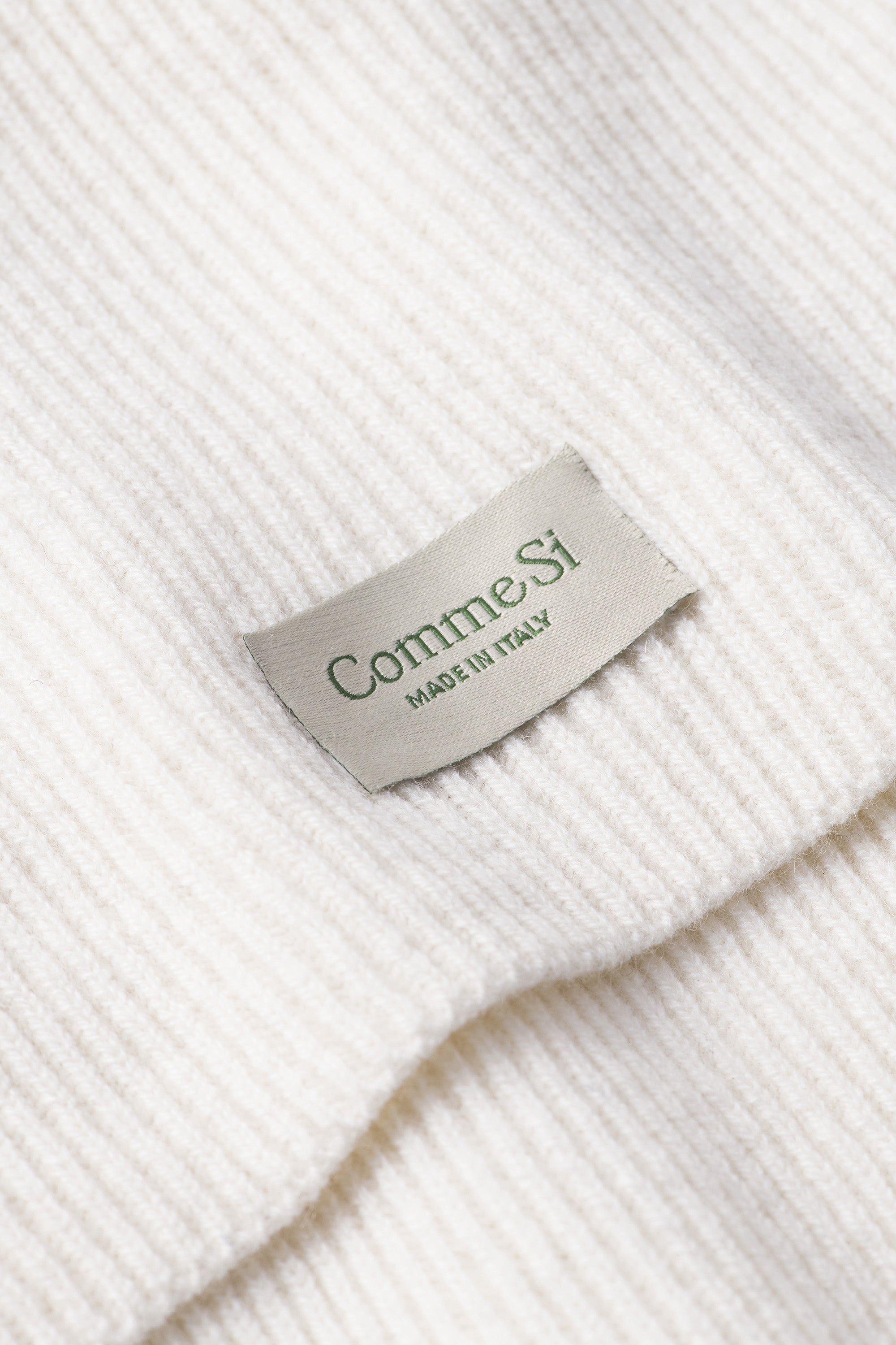 The Cashmere Knit Accessories Set