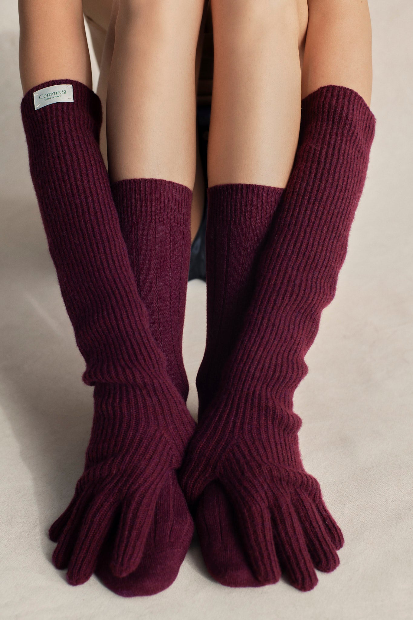 The Cashmere Glove, Long