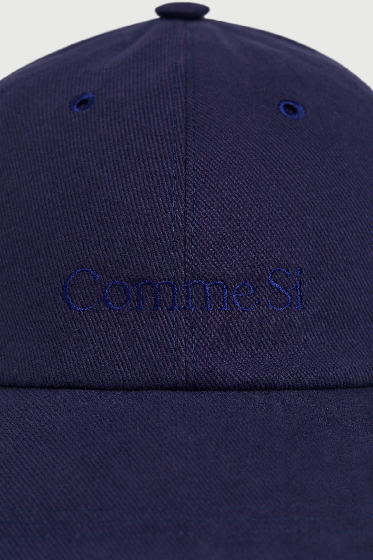embroidered logo detail, The Silk-Lined Baseball Cap in Navy, with embroidered logo, Comme Si
