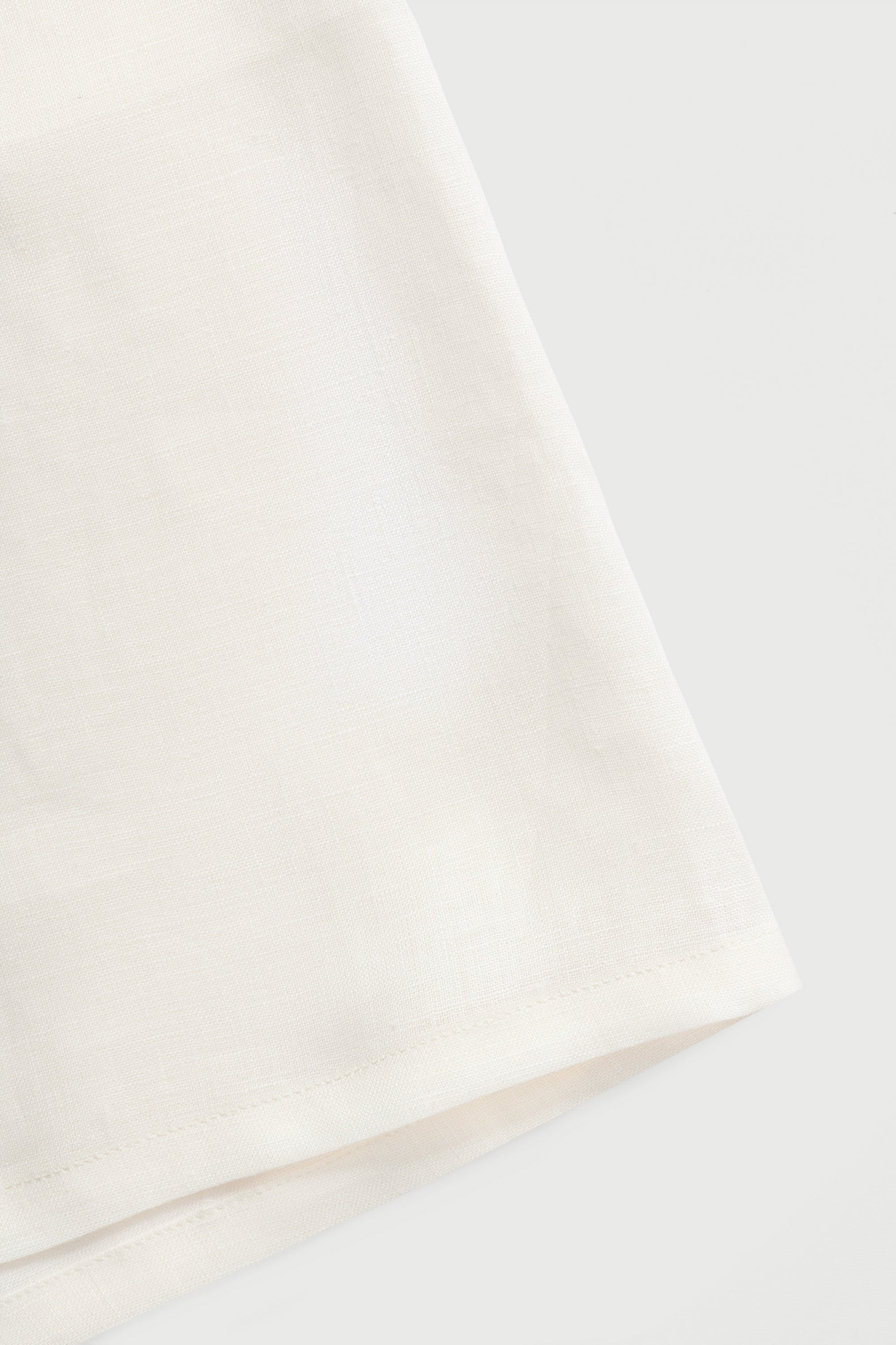 The Drawstring Bermuda, Linen
