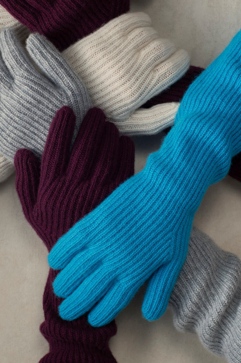 The Cashmere Glove, Long