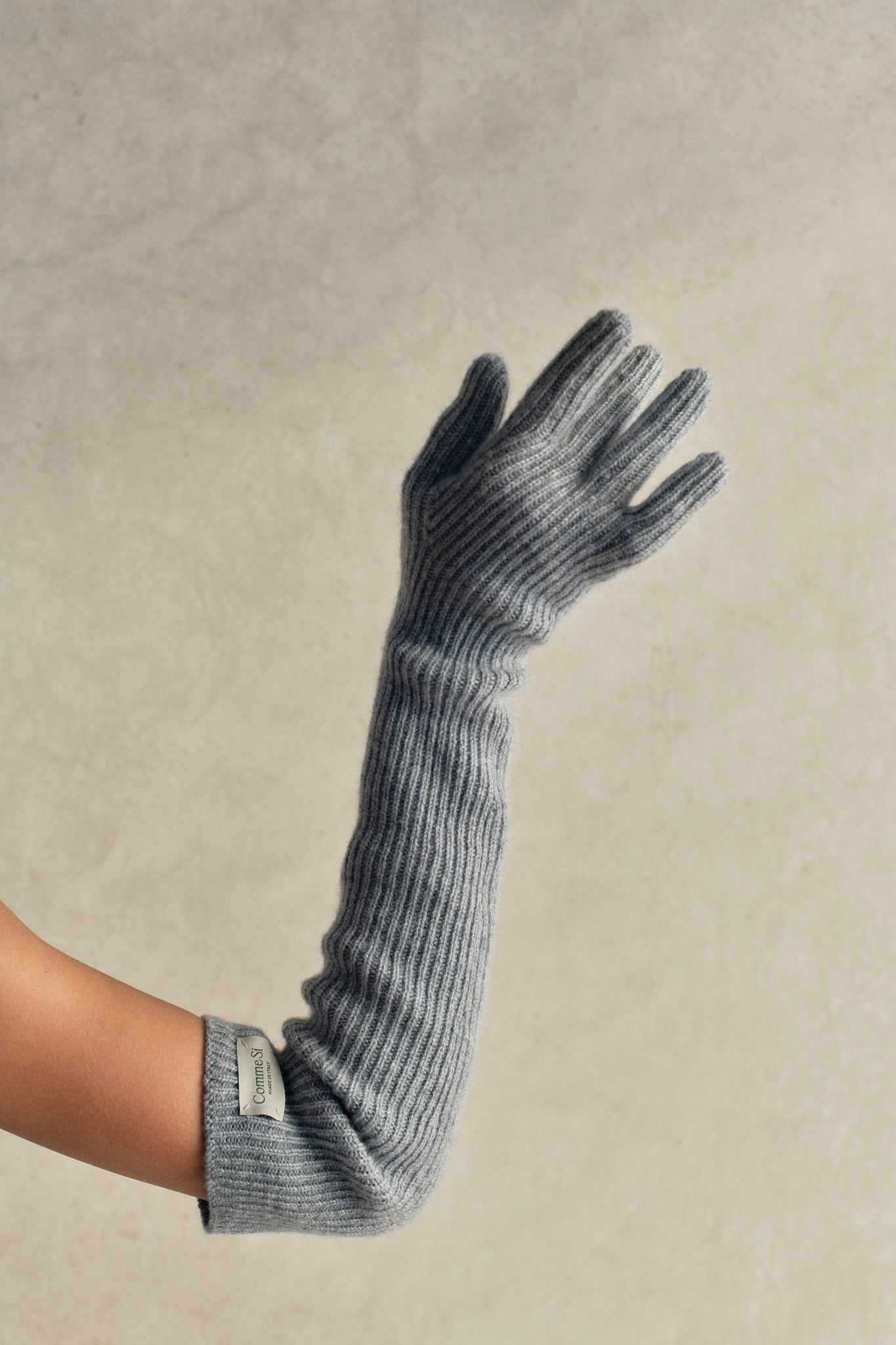 The Cashmere Glove, Long