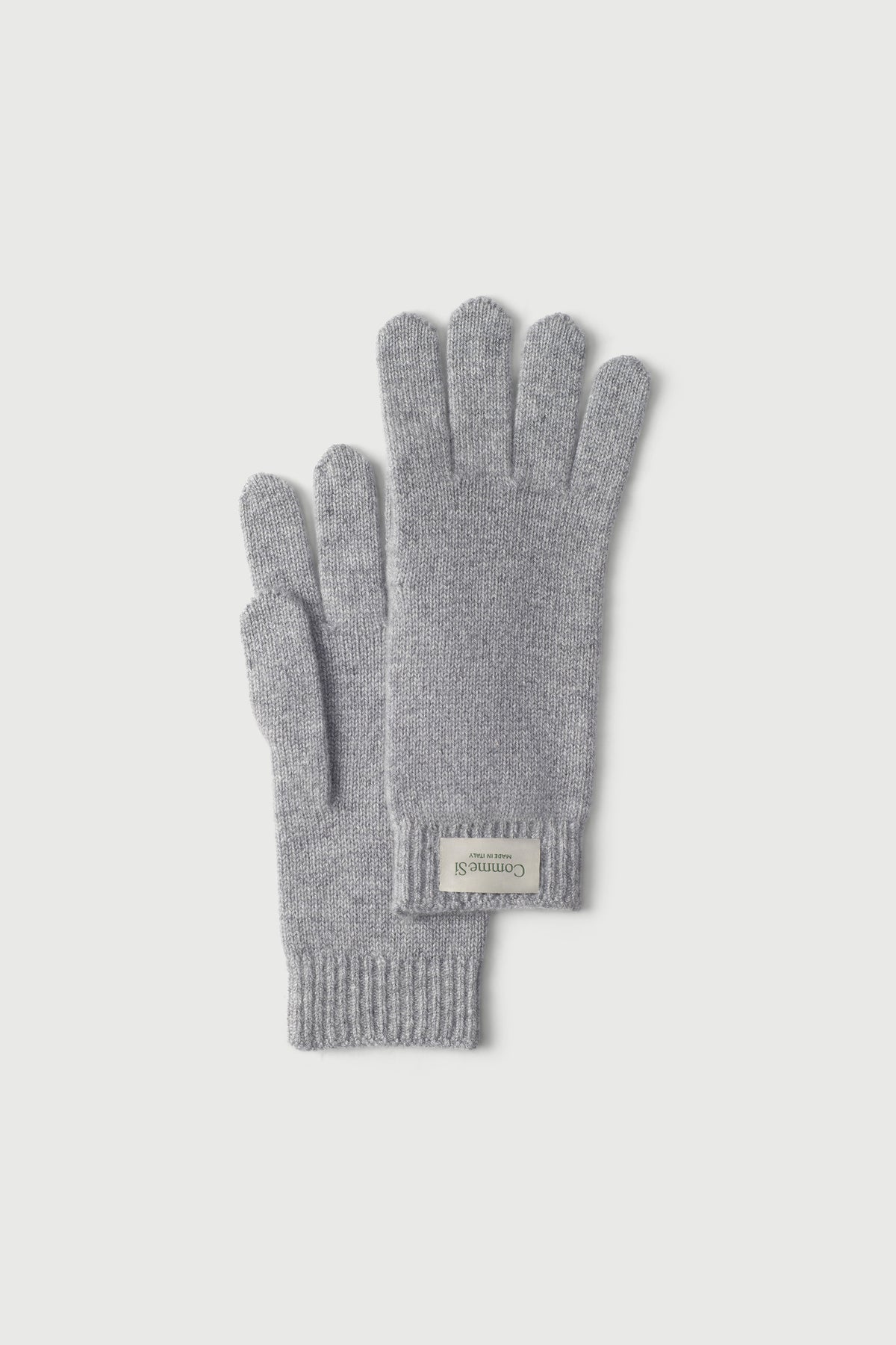 The Cashmere Glove, Short