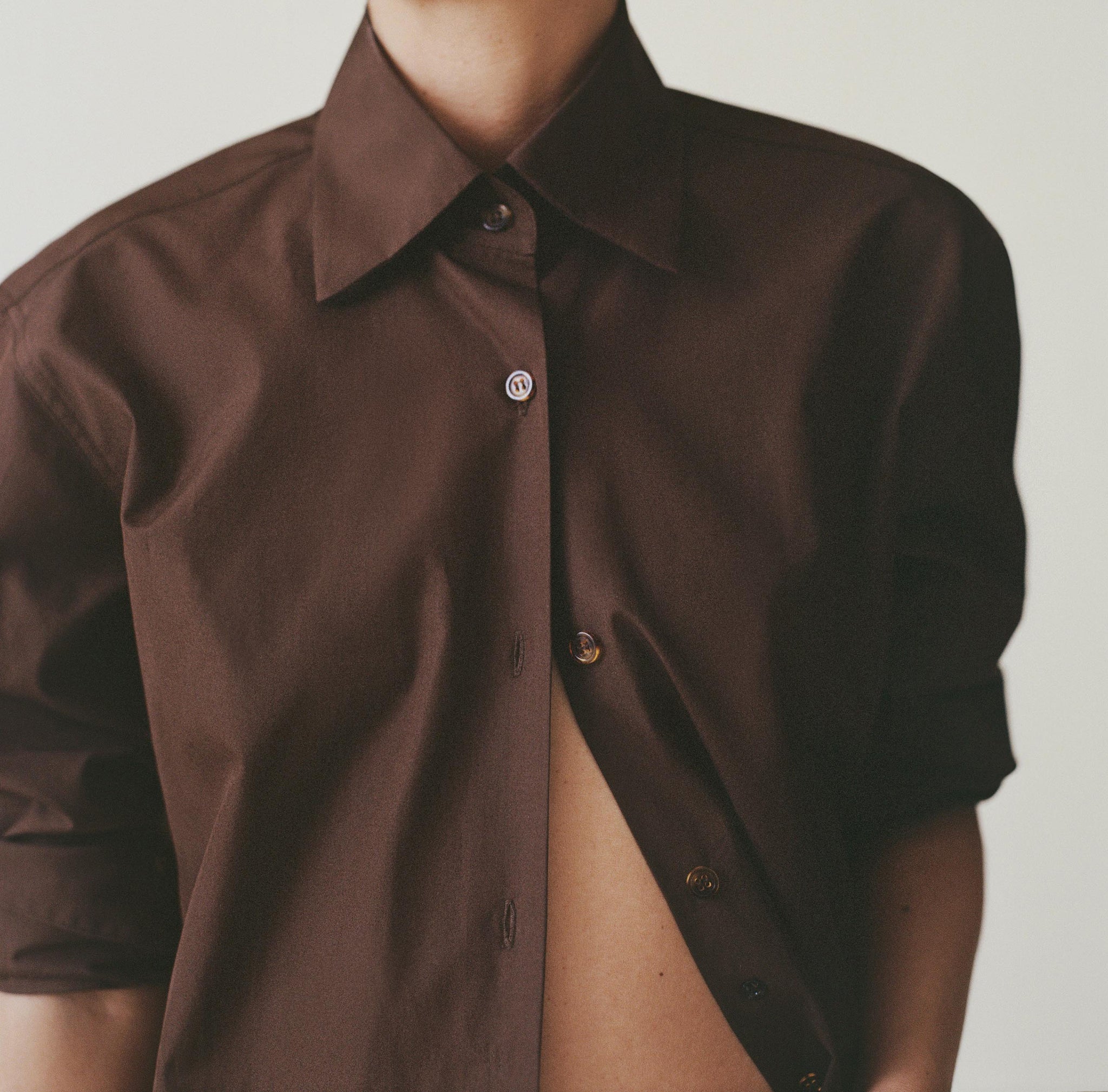 The Studio Shirt in Brown - Danielle for Comme Si - Styled buttoned only at the collar