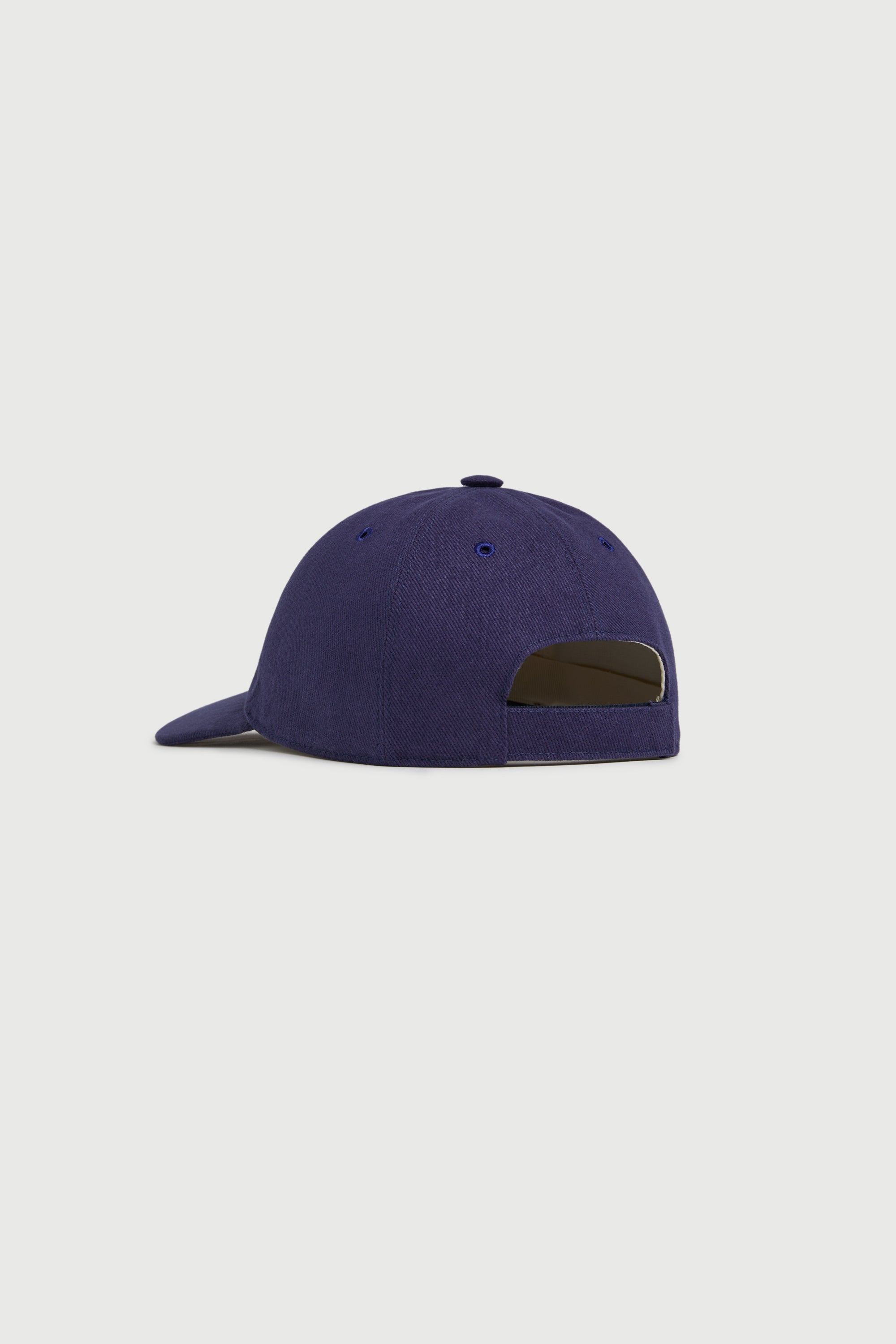 back, The Silk-Lined Baseball Cap in Navy, with embroidered logo, Comme Si