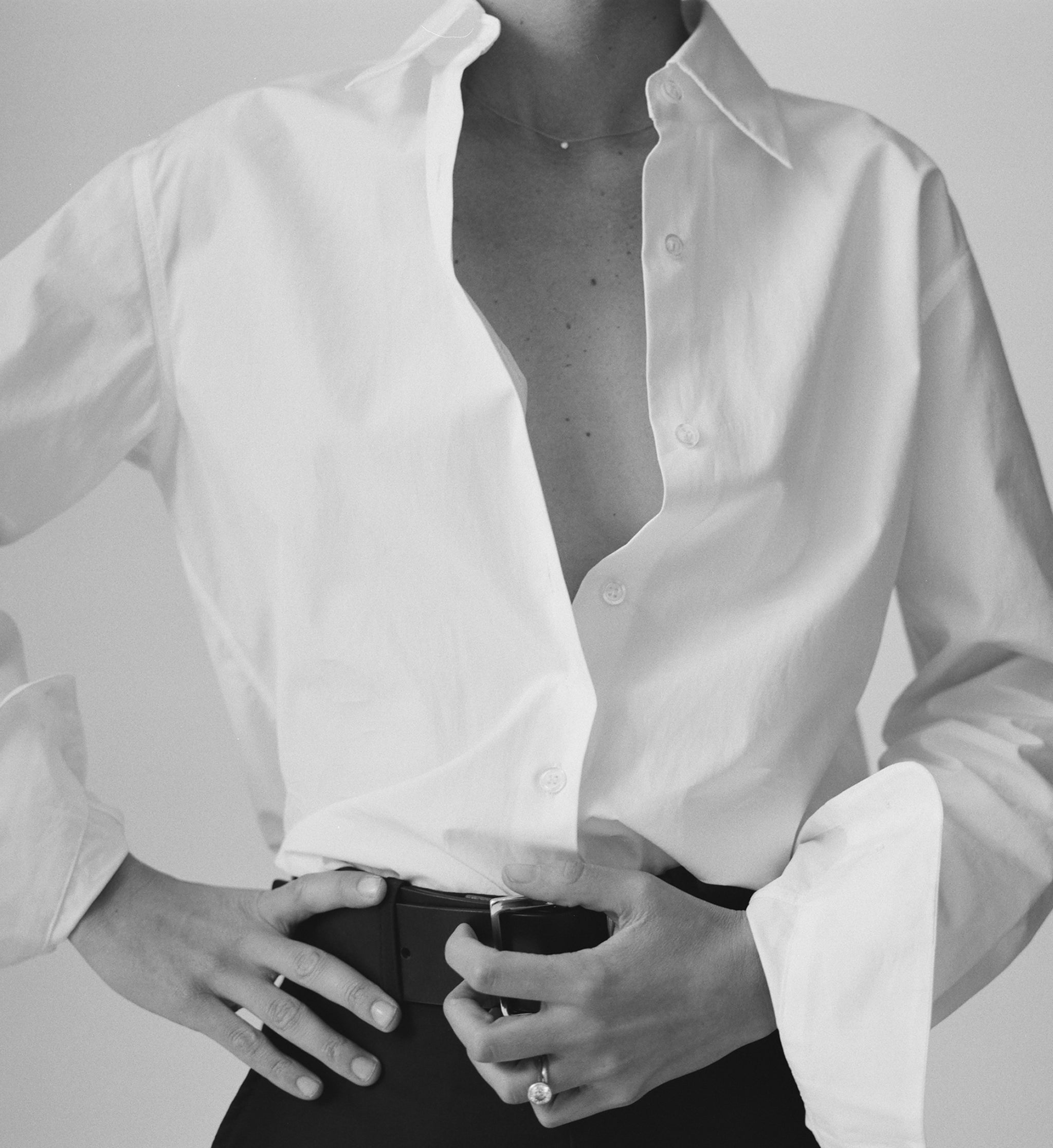 The Studio Shirt in White - Danielle for Comme Si. Styled using the hidden snap. 