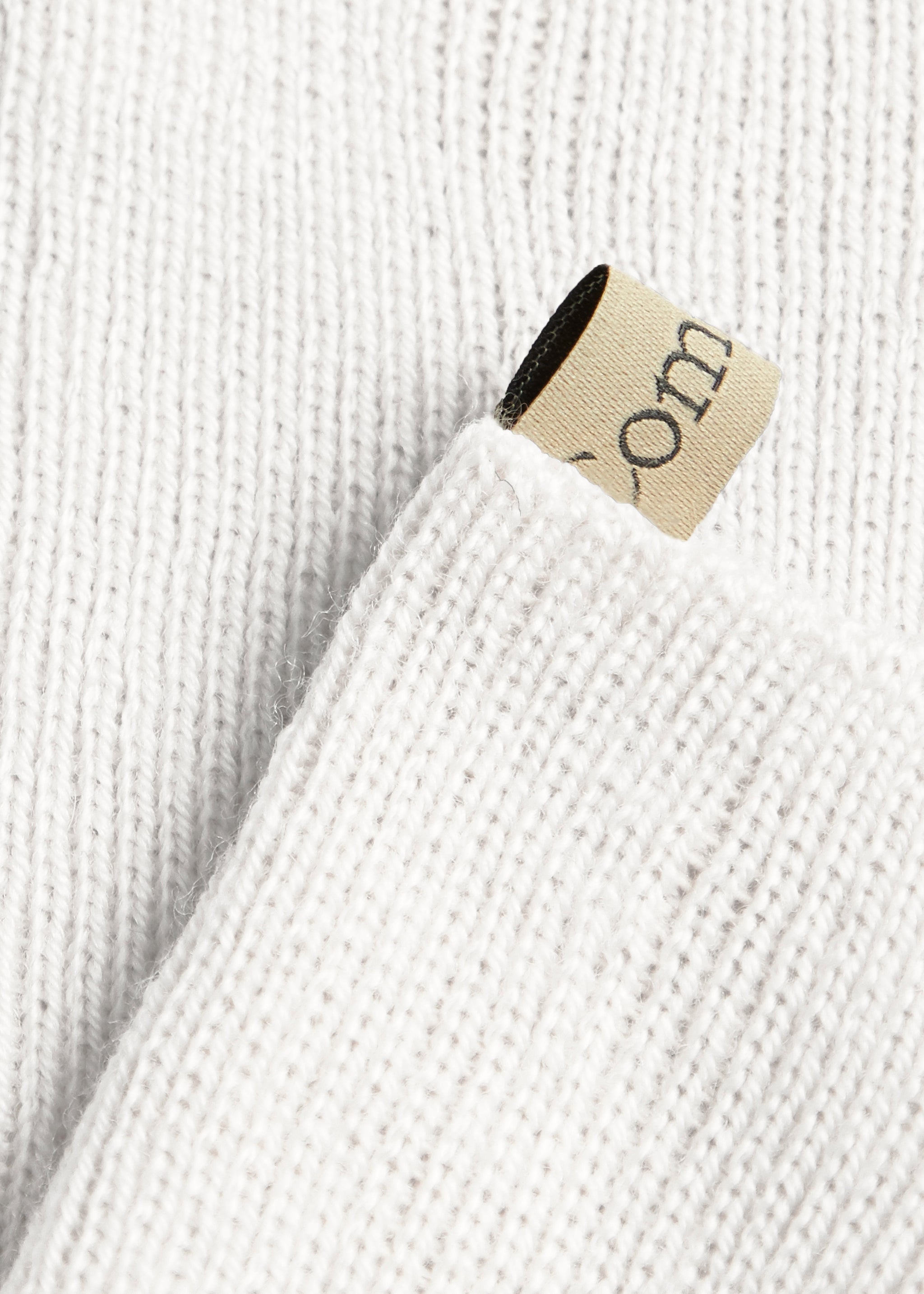 ribbon tag cuff detail, the merino sock in snow, white, by comme si