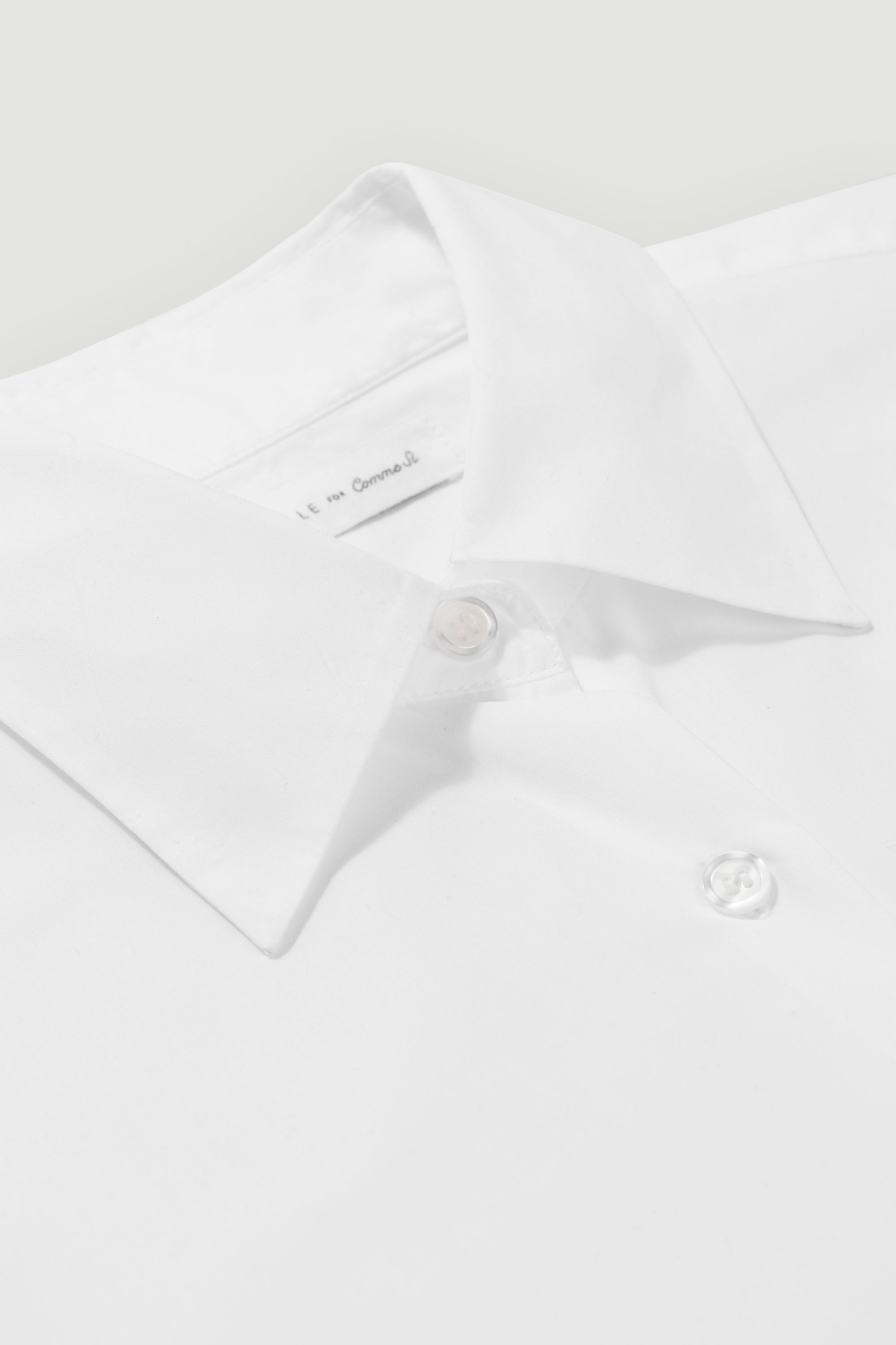 Collar Detail - The Studio Shirt in White - Danielle for Comme Si