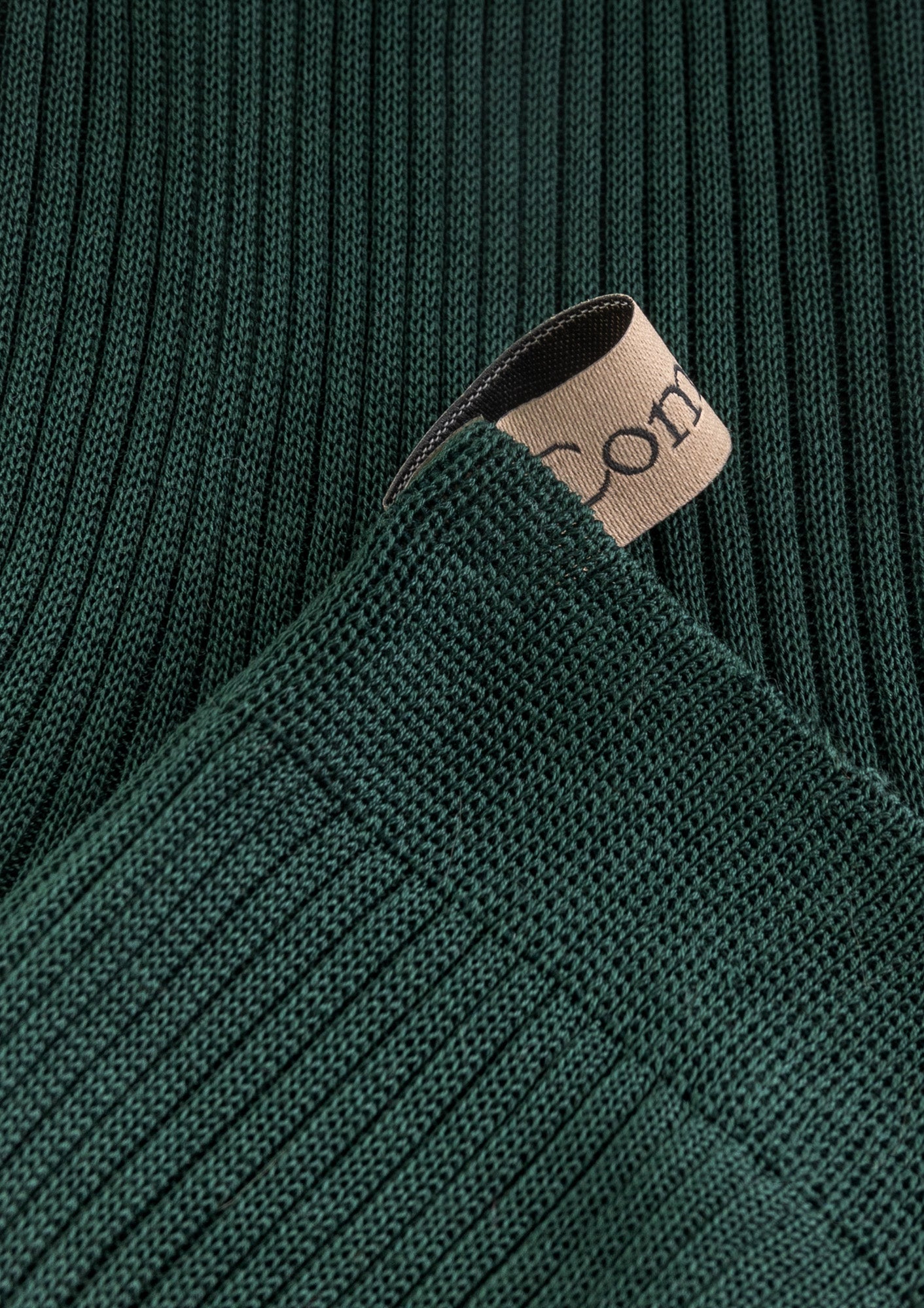 Ribbon tag detail, The Agnelli Sock in Pine, Comme Si