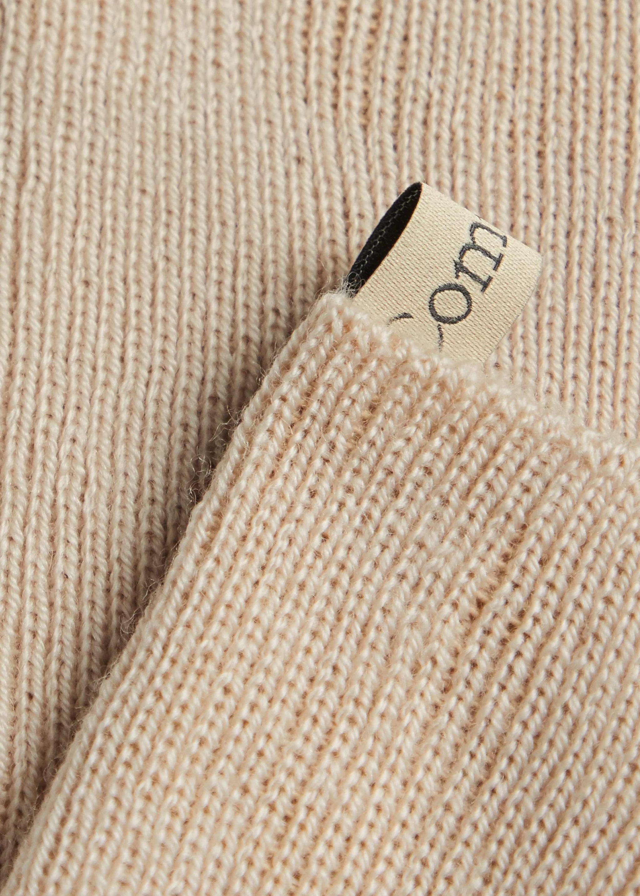 Ribbon tag detail, The Merino Sock in Bisque, merino wool, by Comme Si