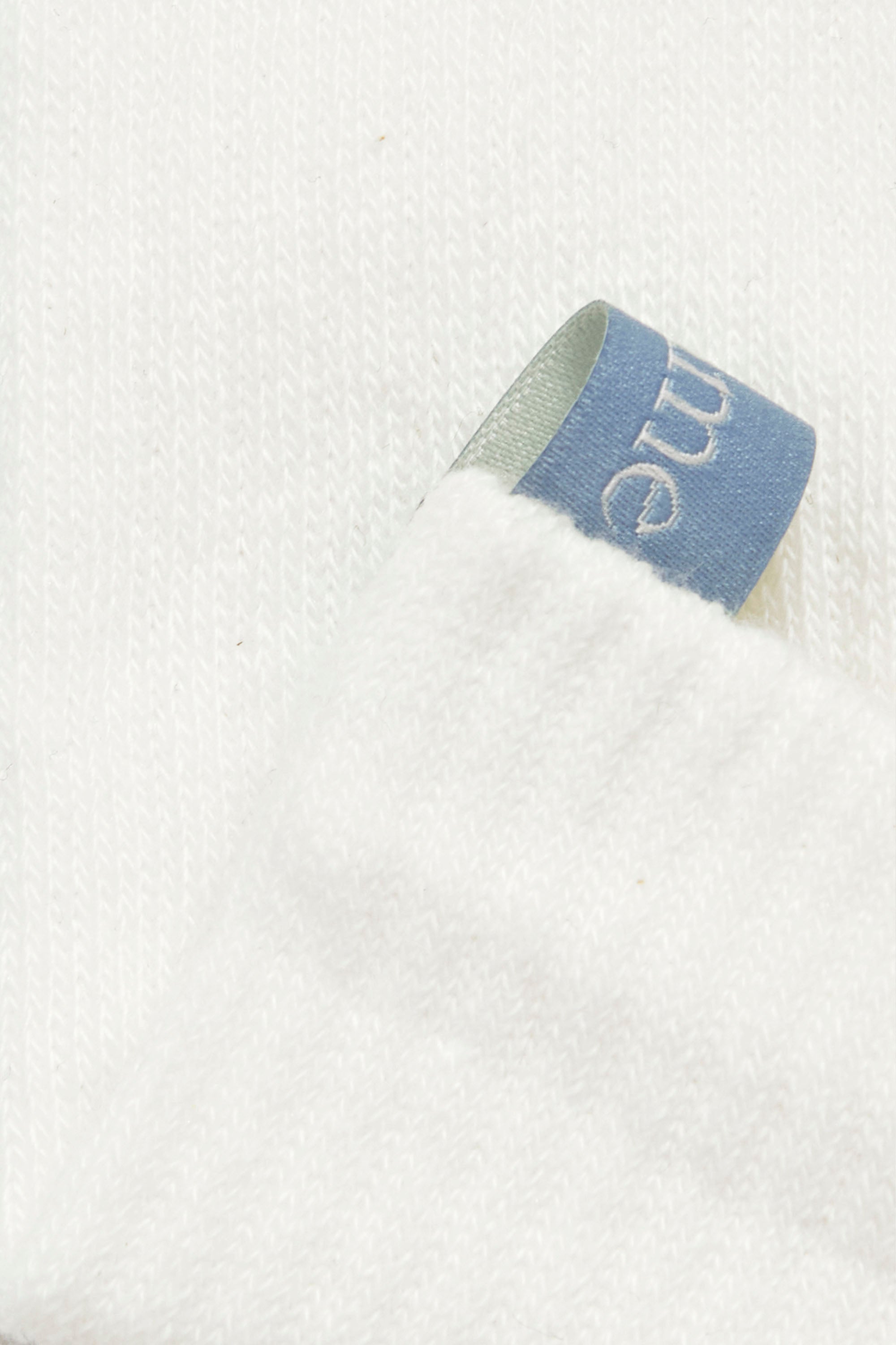 Ribbon tag cuff detail of The Tube Sock, White with Blue tag, GOTS certified Organic Cotton, by Comme Si